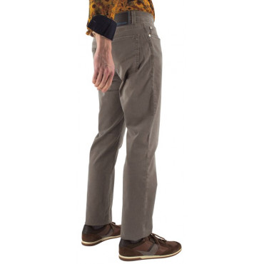 vue profil pantalon jean homme Pierre Cardin