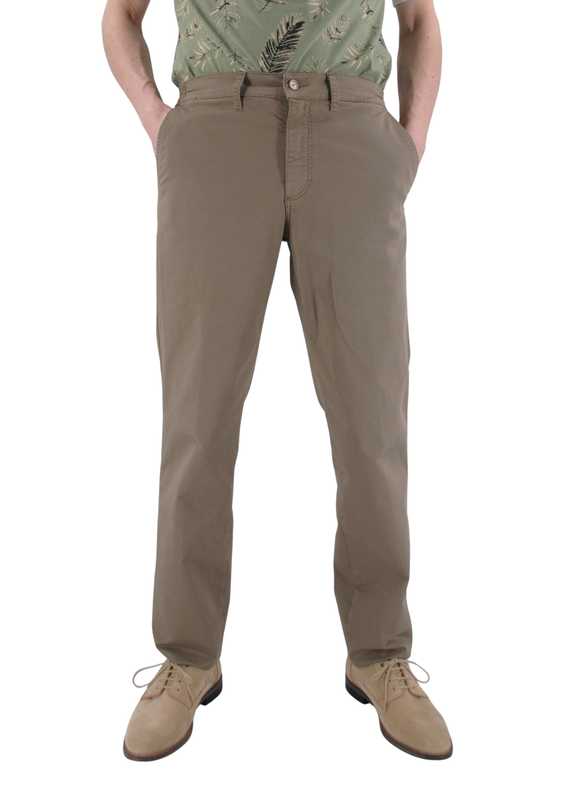 Pantalon LCDN marron élastique côté modèle Federec